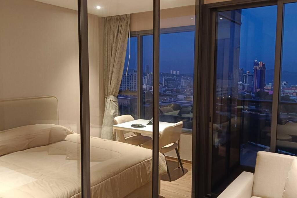 Once #16 Apartment *